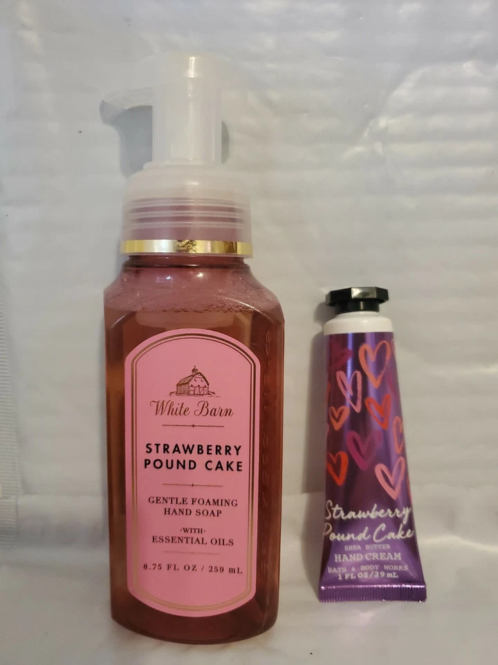 Bath & Body Works Strawberry Pound Cake Gentle Foaming Hand Soap X4