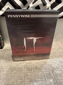 Horror Mezco One:12 2017 IT Pennywise Action Figure Official NEW SEALED - Picture 1 of 4