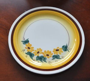 VERNON KILNS California Brown Eyed Susan PLATE 7 1/2” d. • SALAD SIDE DESSERT - Picture 1 of 3