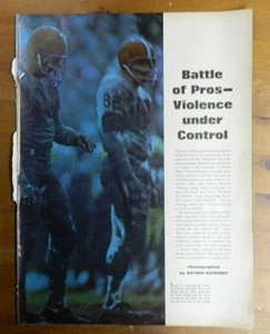Battle of the Props - Violence Under Control Football Article from Post Magazine - Imagen 1 de 5
