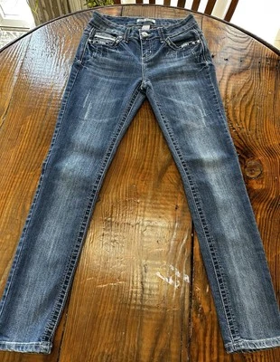 Pantalones de mezclilla para mujer ZCO 28x31 tiro bajo adornados pierna ajustada Foto 1 de 4