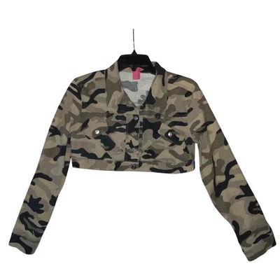 Jaqueta feminina cropped camuflada com botões L By Thalia Sodi - Imagem 1 de 4