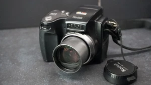 Kodak EasyShare DX7590 5.0MP Digital Camera - Black - Picture 1 of 11