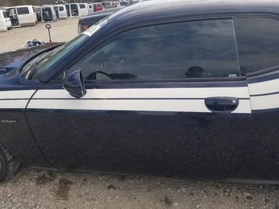 12 2012 DODGE CHALLENGER R/T DOOR FRONT LEFT DRIVER BLACK  - Image 1 of 4