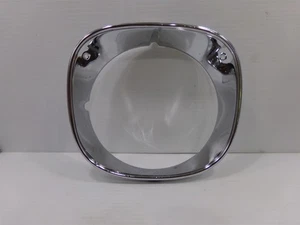 1970 Chevrolet Chevy Monte Carlo RH PS Head Light Ring Bezel OEM 3958390 - Bild 1 von 6