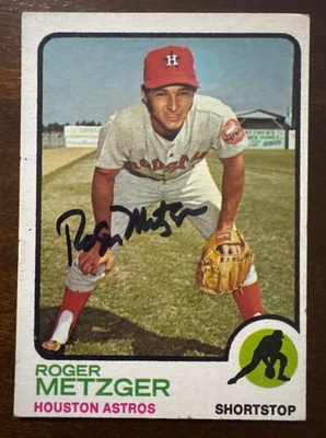 1973 Topps ROGER METZGER Autographed Baseball Card #395 ASTROS - Image 1 of 2