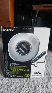 SONY WALKMAN CD MP3 ATRAC3PLUS MP3 D-NE520 backlit LCD Remote Control NEW - Picture 1 of 10