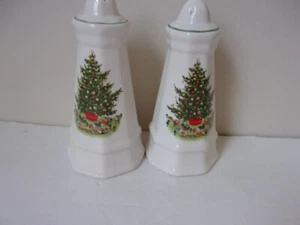 Saleros y pimienta Pfaltzgraff Christmas Heritage de 6 - Imagen 1 de 4