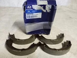 Hyundai Tucson 2006-2009 Brake Shoe Set (A123P) - Picture 1 of 1