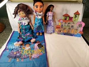 Disney gebrauchte Encanto Puppen und neues Figurenset und neue Tasche Posten - Bild 1 von 8