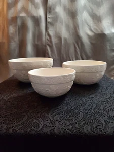 Set of 3 Vintage UNUSED Ceramic Nesting Bowls - White Snowman / Snowflake NO BOX - Picture 1 of 6
