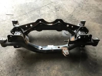 Volkswagen Tiguan 2.0 TSI 2009 2018 M/T tracción delantera subchasis trasero travesaño fabricante de equipos originales+ Foto 1 de 4