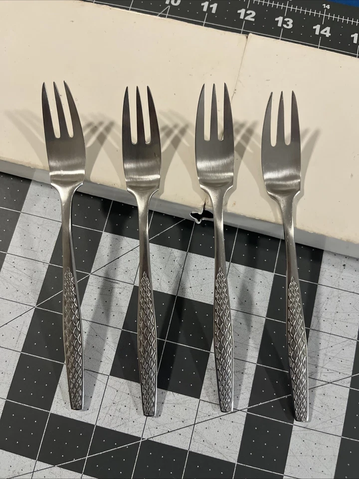 Dansk Variation IV (4) Salad Forks Stainless Finland IHQ No Black Accent - Image 1 of 4