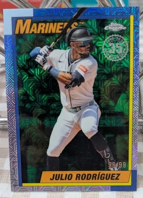 2025 TOPPS UPDATE JULIO RODRIGUEZ SILVER PACK GREEN REFRACTOR /99!  - Image 1 of 2