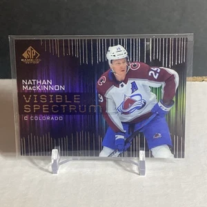 2024-25 SP Game Used Visible Spectrum Nathan Mackinnon #VS-5 Colorado Avalanche - Picture 1 of 2