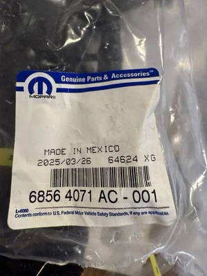 Cableado de fascia trasero genuino Mopar 68564071AC 2025 RAM 1500 ARNÉS DE PARACHOQUES FABRICANTE ORIGINAL NUEVO Foto 1 de 4