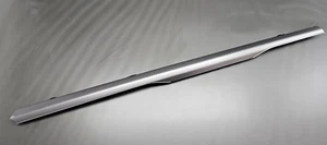 Modanatura originale VW Arteon barra decorativa cruscotto superiore Silver Rise 3G8854382A - Foto 1 di 6