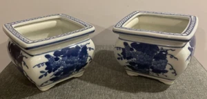 Lote De Colección de Macetas Cuadradas De Cerámica Azul/Blanco en Diseño De Uva Estilo Chinoiserie - Imagen 1 de 11