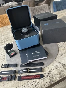 Tag Heuer Connected Calibre E4 Porsche Edition Smartwatch with OEM accessories - Picture 1 of 11