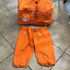 Lotto pantaloni Miami Dolphins Nike indossati giocatori emessi arancione squadra lotto 31 paia - Foto 1 di 4