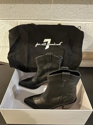 Bota vaquera de cuero negra para mujer For All Mankind Foto 1 de 4