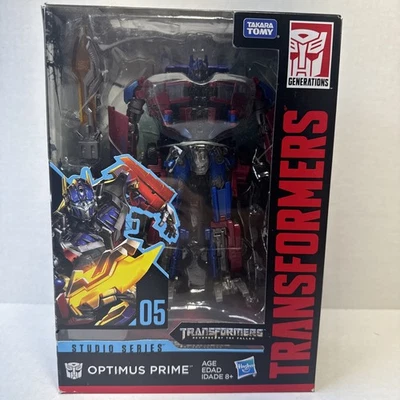 Hasbro Transformers Studio Series 05 Voyager Class Optimus Prime Figure - Image 1 of 4