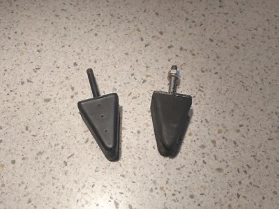 BONITO PAR USADO ORIGINAL GENUINO PORSCHE 356 356A SUSPENSIÓN DELANTERA TOPES 2 Foto 1 de 4