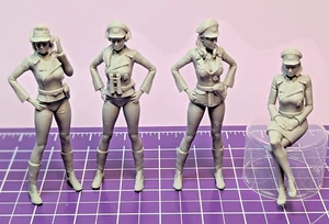 NEUF ! Char féminin allemand équipage pin-up girlie blitzmädel échelle 1:16 - Photo 1/21