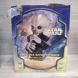 STAR WARS - Cantina Band Member Figure - Cold Cast Porcelain - 10 In Tall - RARE - Picture 1 of 18