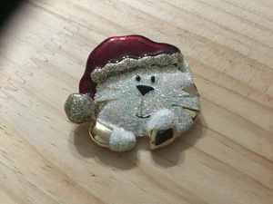 Broche De Colección Danecraft Navidad Gatito Gato Santa Brillo Firmado Prendedor Rojo Blanco Dorado - Imagen 1 de 3