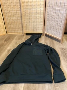 Chaqueta de manga larga Under Armour LS para hombre verde oscuro con capucha pequeña S (H23 - Imagen 1 de 10