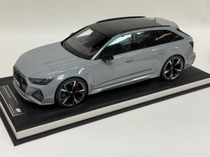 1/12 scaleMOTORHELIX Model of an Audi RS6 in Gray on Leather base 30 pieces - Picture 1 of 7