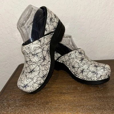 Zapatos gruesos de cuero sin cordones con estampado floral danés Sanita The Original talla 7,5 Foto 1 de 4