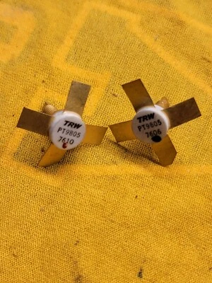 2 TRANSISTORES PT 9805 Foto 1 de 2