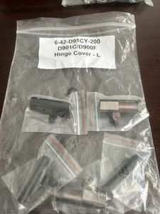 Clevo D900C / D901C / D900F Left Hinge Cover. - Afbeelding 1 van 1