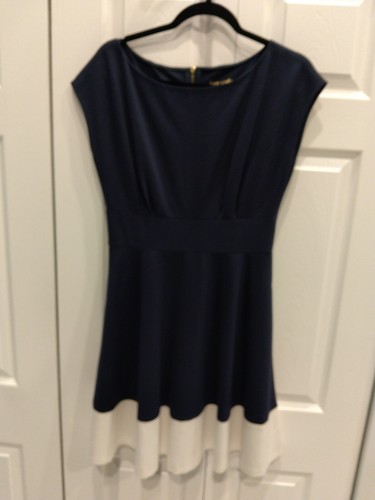 Abito Kate Spade blu navy e bianco orlo sul fondo e cerniera oro sul retro taglia M