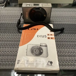 Canon ELPH IXUS obiettivo zoom punta e scatta argento 24-48 mm pellicola fotocamera testata con LIBRO - Foto 1 di 12