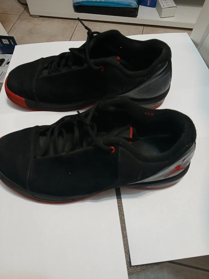 Jordan Team Elite 3 Low 'Bred' 2011 Foto 1 de 4