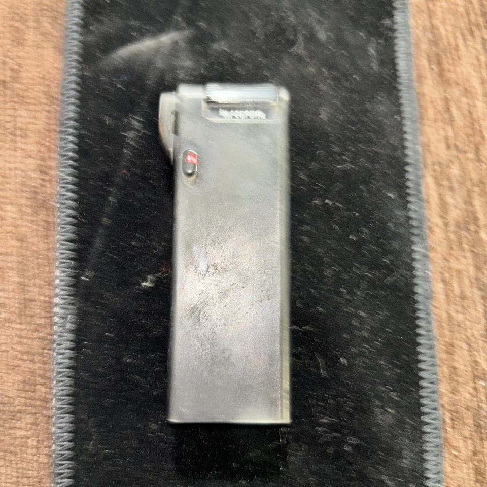 Encendedor electrónico de gas IM Corona Pipe Master negro mate vintage usado Foto 1 de 4