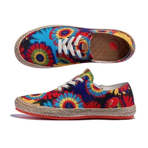 Women Size 5-10.5 UIN Slip On Shoes Canvas Comfortable “Bright in Full Bloom" - Picture 1 of 8