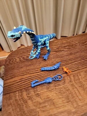 "Figura de dinosaurio azul Primal Rage Vertigo 6"" Atari Games 1996 Playmates completa" Foto 1 de 4