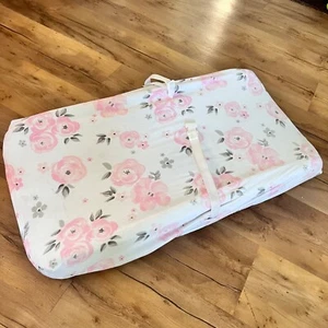 Wendy Bellissimo White & Pink Floral Diaper Changing Pad Cover - Picture 1 of 5