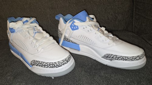 Jordan Spizike Low White University Blue grigio lupo 6 5 anni (donna 8)