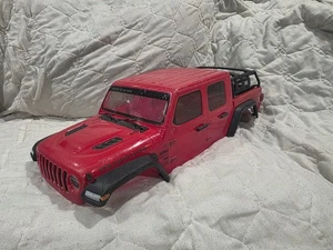Axial SCX10 iii Jeep Gladiator Body - Picture 1 of 6