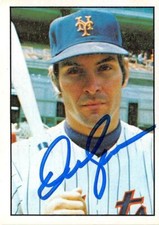 Dave Kingman autographed baseball card (New York Mets) 1975 SSPC #9