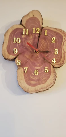 Rustic Handmade Red  Cedar Wall Clock Battery Powered Analog Quartz Gold Numbers Cover