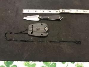 Raro coltello pugnale da combattimento tattico Browning Black Label modello 145 con fodero Kydex - Foto 1 di 7