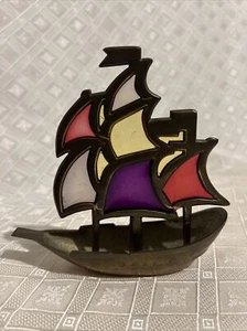 Vintage Brass And Stained Glass Look Sail Boat Figurine / Paperweight - Picture 1 of 7
