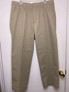 Haggar LIFE KHAKI Straight Leg Beige Khaki Men's Pants Size 38 x 29 Trousers - Picture 1 of 19