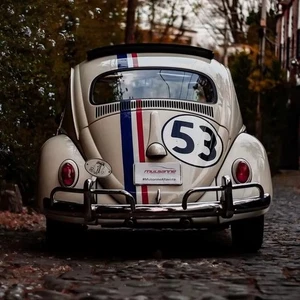1:18 VOLKSWAGEN Beetle Car Alloy Model Diecast with Sound Light Kids Gift NEW - Picture 1 of 7
